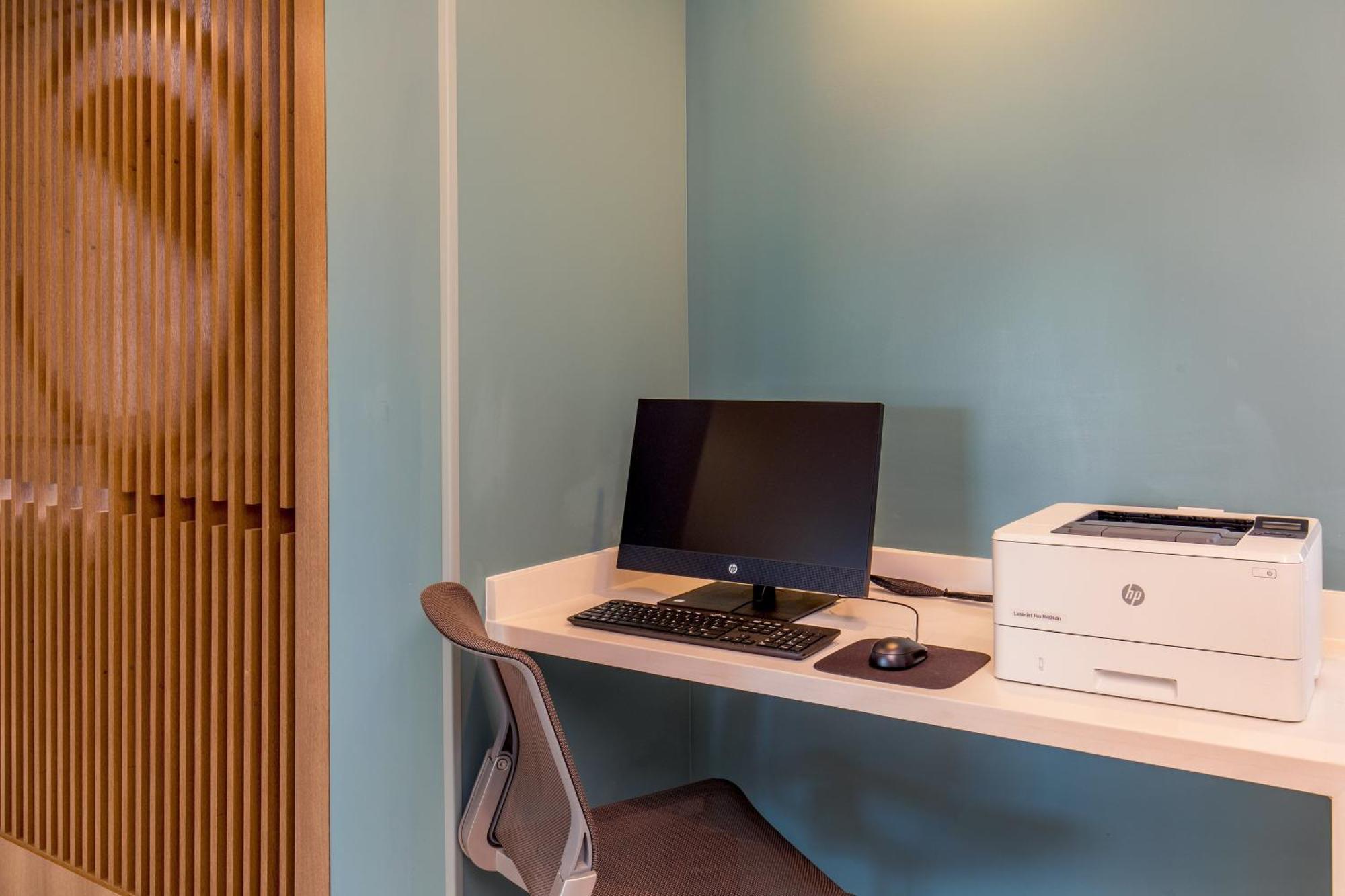 Element Chelmsford Hotell Eksteriør bilde